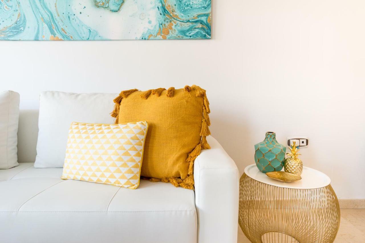 Charming Apartment On The Beach - Pool And Parking Málaga Extérieur photo