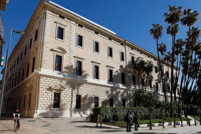Charming Apartment On The Beach - Pool And Parking Málaga Extérieur photo